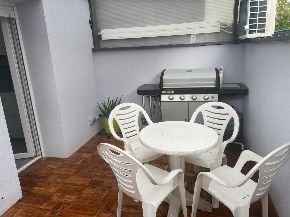 Maisonnette Avec Terrasse Страсбург Экстерьер фото