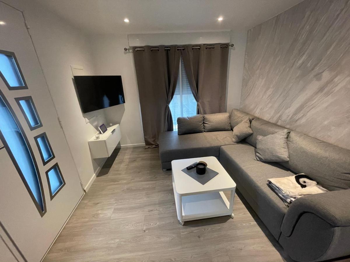 Maisonnette Avec Terrasse Страсбург Экстерьер фото